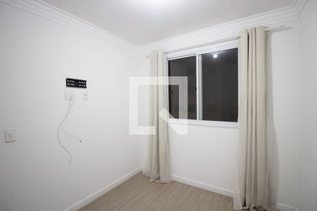 Quarto 1 de apartamento para alugar com 2 quartos, 41m² em Jardim Helian, São Paulo