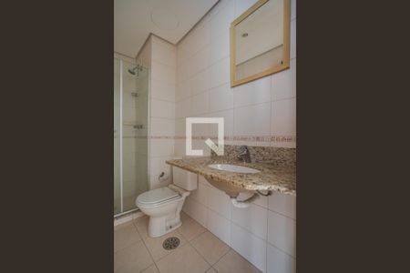 Banheiro de apartamento para alugar com 1 quarto, 51m² em Petrópolis, Porto Alegre