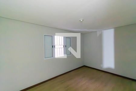 Quarto 1 de apartamento para alugar com 2 quartos, 80m² em Vila Sirene, São Paulo