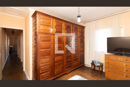 Casa à venda com 371m², 3 quartos e 2 vagasQuarto 2