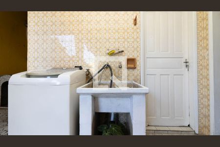 Casa à venda com 371m², 3 quartos e 2 vagasÁrea de Serviço