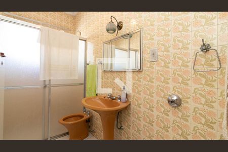 Casa à venda com 371m², 3 quartos e 2 vagasBanheiro da Suíte