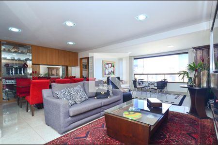 Sala de estar de apartamento à venda com 4 quartos, 150m² em Cruzeiro, Belo Horizonte