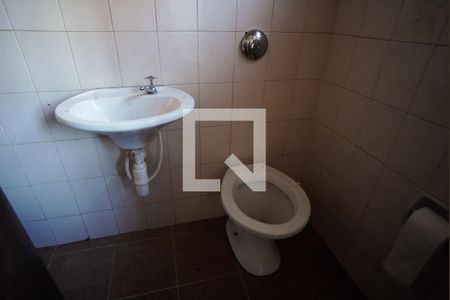 Casa à venda com 80m², 2 quartos e 1 vagaLavabo