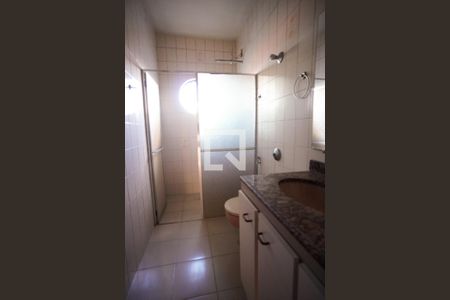 Banheiro  de casa à venda com 2 quartos, 95m² em Jardim Leblon, Belo Horizonte