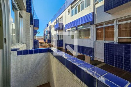 Varanda de apartamento para alugar com 2 quartos, 95m² em Jardim Centenario, Guarujá