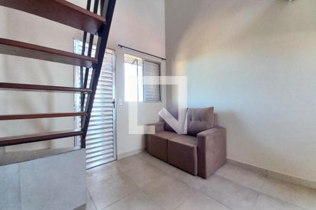 Sala de kitnet/studio para alugar com 1 quarto, 30m² em Jardim dos Oliveiras, Campinas