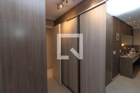 Apartamento à venda com 125m², 3 quartos e 2 vagasCloset da suíte