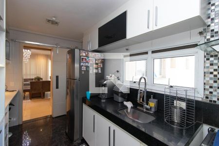 Apartamento à venda com 125m², 3 quartos e 2 vagasCozinha