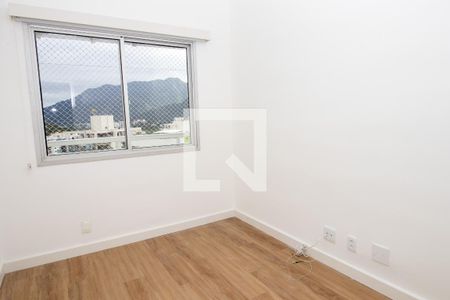 Quarto 1 de apartamento para alugar com 2 quartos, 70m² em Jacarepaguá, Rio de Janeiro