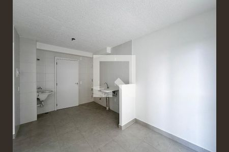 Cozinha/Sala de apartamento para alugar com 2 quartos, 44m² em Socorro, São Paulo