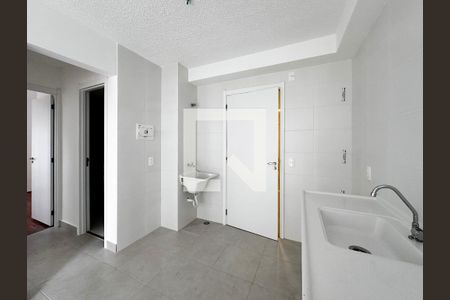 Cozinha de apartamento para alugar com 2 quartos, 44m² em Socorro, São Paulo