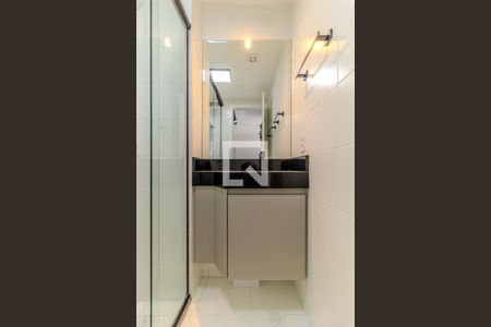 Banheiro de apartamento à venda com 1 quarto, 25m² em Vila Buarque, São Paulo