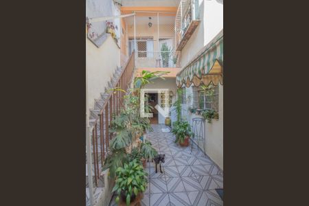 Casa à venda com 213m², 5 quartos e 4 vagas Casa à venda com 213m², 5 quartos e 4 vagasÁrea comum