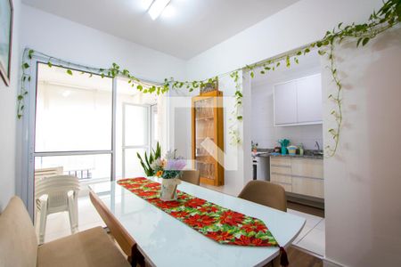 Sala de apartamento à venda com 3 quartos, 97m² em Vila Scarpelli, Santo André
