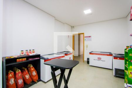 Apartamento à venda com 97m², 3 quartos e 2 vagasÁrea comum - Mini Mercado