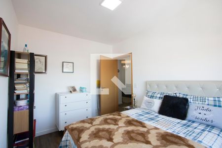 Apartamento à venda com 97m², 3 quartos e 2 vagasQuarto 2