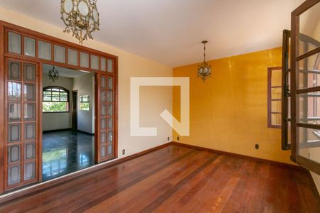 Sala de casa à venda com 4 quartos, 276m² em Alto Caiçaras, Belo Horizonte