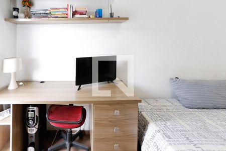 Casa à venda com 100m², 3 quartos e 2 vagas Casa à venda com 100m², 3 quartos e 2 vagasQuarto