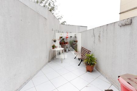 Casa à venda com 100m², 3 quartos e 2 vagas Casa à venda com 100m², 3 quartos e 2 vagasÁrea de Serviço