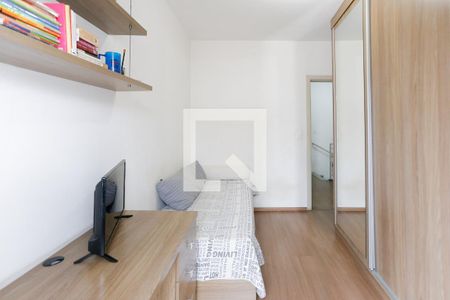 Casa à venda com 100m², 3 quartos e 2 vagas Casa à venda com 100m², 3 quartos e 2 vagasQuarto