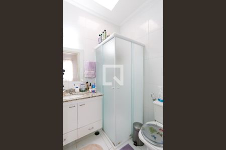 Casa à venda com 100m², 3 quartos e 2 vagas Casa à venda com 100m², 3 quartos e 2 vagasBanheiro