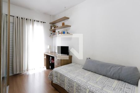 Casa à venda com 100m², 3 quartos e 2 vagas Casa à venda com 100m², 3 quartos e 2 vagasQuarto