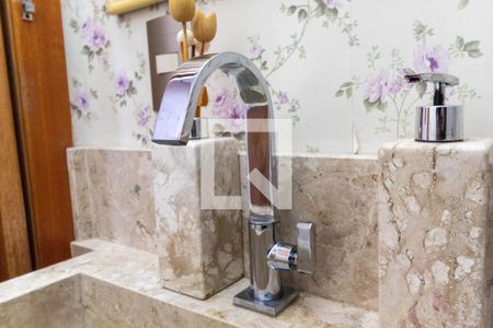 Casa à venda com 120m², 3 quartos e 2 vagasBanheiro - torneira