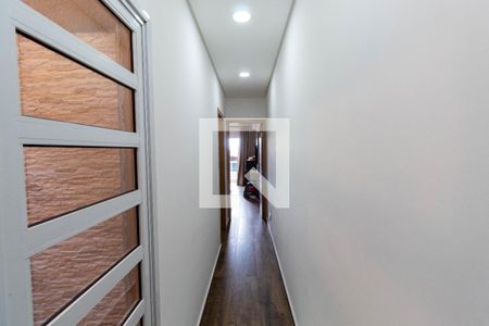 Casa à venda com 120m², 3 quartos e 2 vagasCorredor