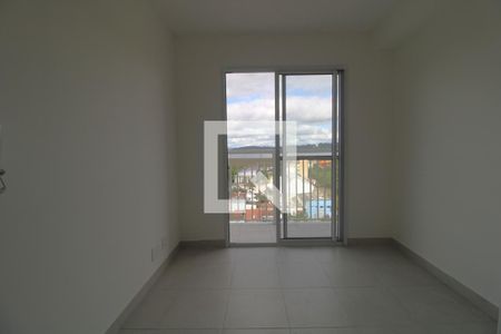 Sala de apartamento para alugar com 2 quartos, 34m² em Socorro, São Paulo