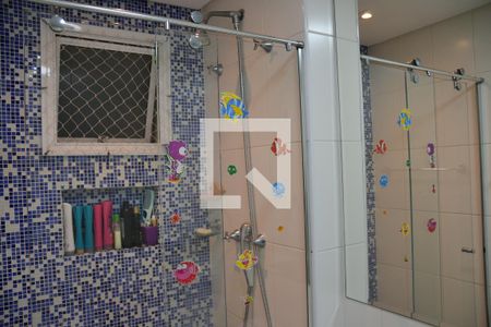 Apartamento à venda com 148m², 3 quartos e 3 vagasBanheiro Quarto 3