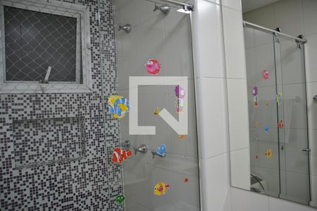 Apartamento à venda com 148m², 3 quartos e 3 vagasBanheiro Quarto 2