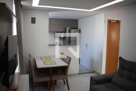 Apartamento à venda com 2 quartos, 45m² em Parque Maracana, Contagem
