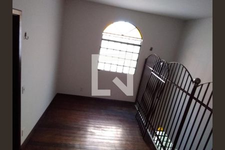 Casa à venda com 3 quartos, 141m² em Santa Amelia, Belo Horizonte