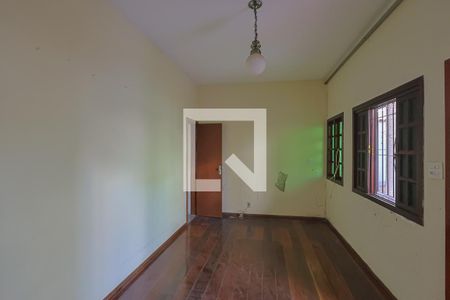 Sala de casa à venda com 3 quartos, 105m² em Vila Paquetá, Belo Horizonte
