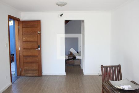 Entrada Social e Acesso à Sala de Jantar de casa para alugar com 3 quartos, 200m² em Sumaré, São Paulo