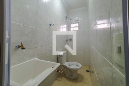 Banheiro de kitnet/studio à venda com 1 quarto, 21m² em Cambuci, São Paulo