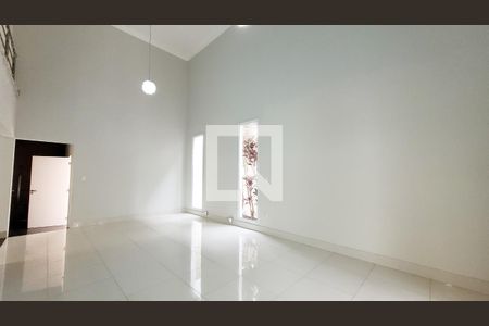 Sala de casa de condomínio para alugar com 3 quartos, 280m² em Chácara Santa Margarida, Campinas