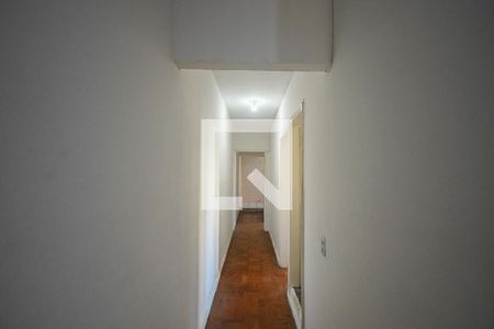 Corredor de apartamento para alugar com 2 quartos, 100m² em Parque Marabá, Taboão da Serra