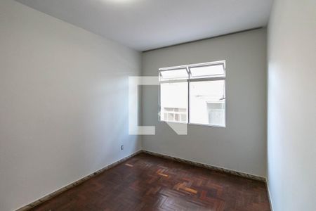 Quarto de apartamento para alugar com 3 quartos, 135m² em Sagrada Família, Belo Horizonte