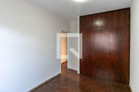 Quarto 2 de apartamento para alugar com 5 quartos, 135m² em Sagrada Família, Belo Horizonte