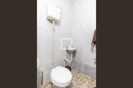 Casa à venda com 250m², 3 quartos e 5 vagas Casa à venda com 250m², 3 quartos e 5 vagasCasa 2 Banheiro de serviço