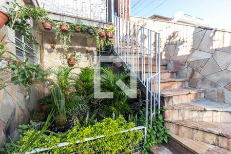 Casa à venda com 250m², 3 quartos e 5 vagas Casa à venda com 250m², 3 quartos e 5 vagasJardim