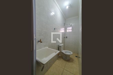 Banheiro de casa à venda com 1 quarto, 50m² em Cambuci, São Paulo