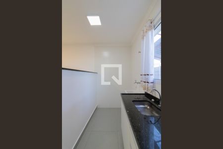 Cozinha de apartamento para alugar com 1 quarto, 42m² em Jardim Tranqüilidade, Guarulhos