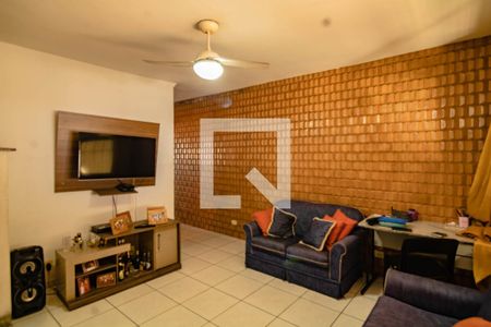 Sala de casa para alugar com 2 quartos, 210m² em Jardim Lourdes (zona Sul), São Paulo