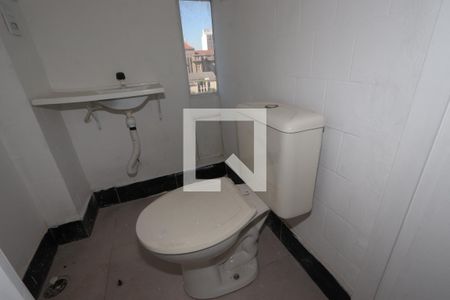 Banheiro de kitnet/studio para alugar com 1 quarto, 40m² em Centro Histórico de São Paulo, São Paulo