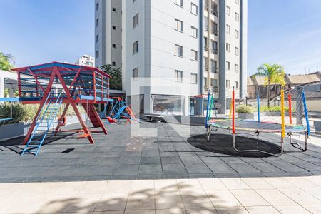 Apartamento para alugar com 65m², 3 quartos e 2 vagasÁrea comum - Playground