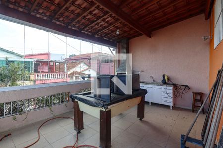 Casa à venda com 125m², 3 quartos e 2 vagas Casa à venda com 125m², 3 quartos e 2 vagasVaranda