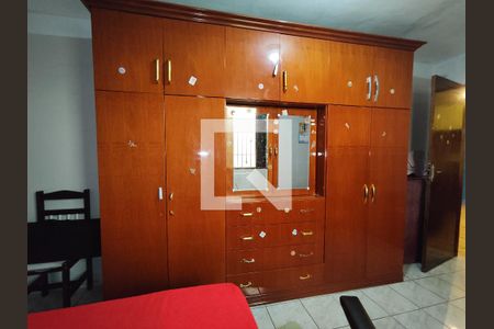 Quarto de casa para alugar com 2 quartos, 100m² em Jardim Santa Rosa, Ferraz de Vasconcelos